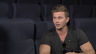 картинка: Актер театра и кино Роман Курцын: за одну съемочную смену мы отжались 500-600 раз