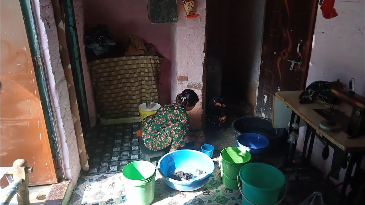 💕देखो हम🤷,housewife,के सारे काम🌄सुबह उठते ही शुरू हो🤔जाते और🌚रात के 12:00 तक🙉चैन नहीं मिलता।