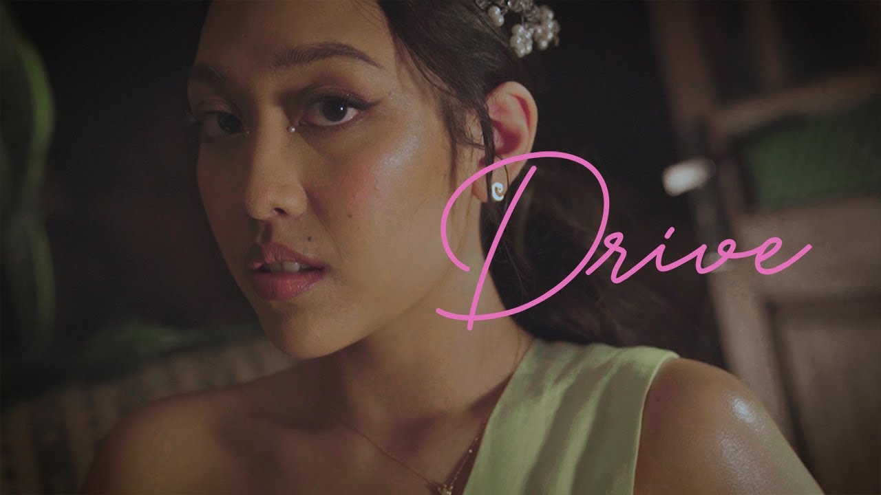 Carissa - Drive | Official Music Video adlı videoyu YouTube'da izle Carissa - Drive | Official Music Video adlı videoyu YouTube'da izle