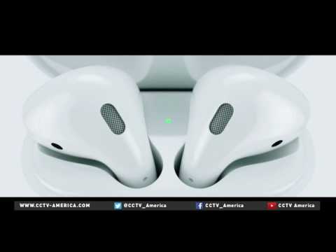 Apple replace headphone jack on iPhone 7s with AirPods