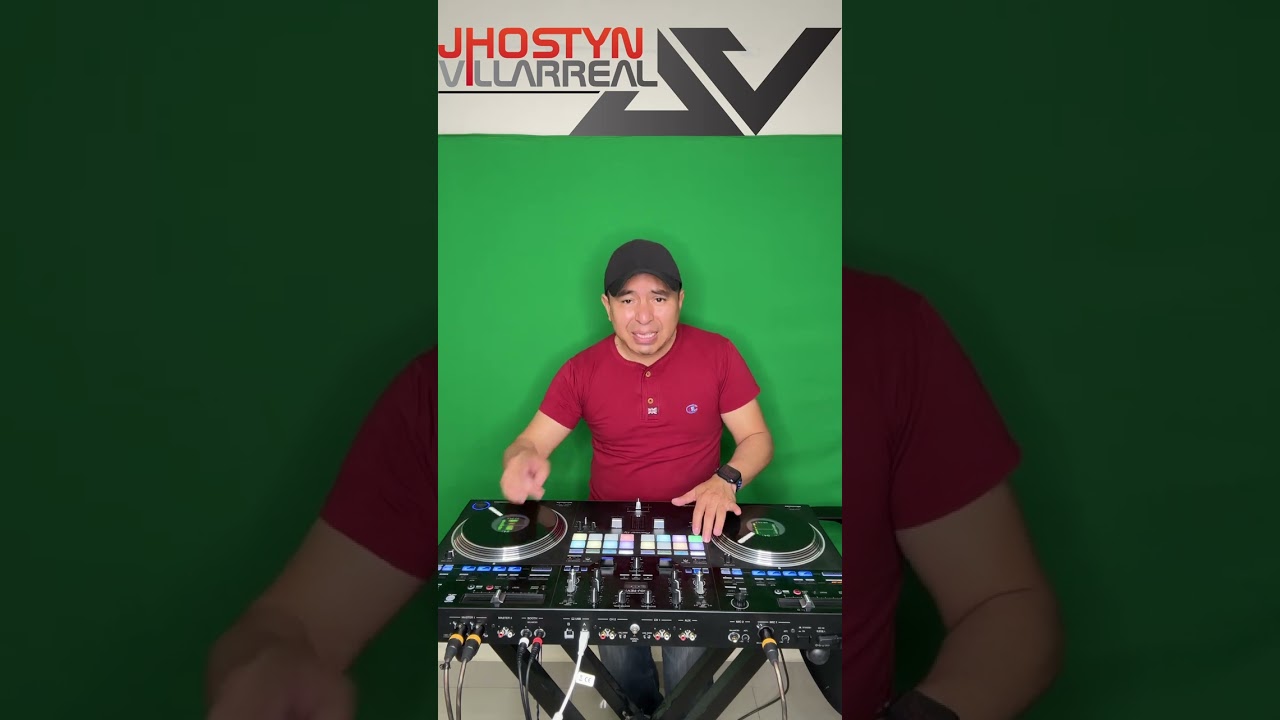 LOS MEDLEY DE JHOSTYN VILLARREAL