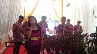 Angklung new cakra muda purwokerto-korban janji feat desy choncita
