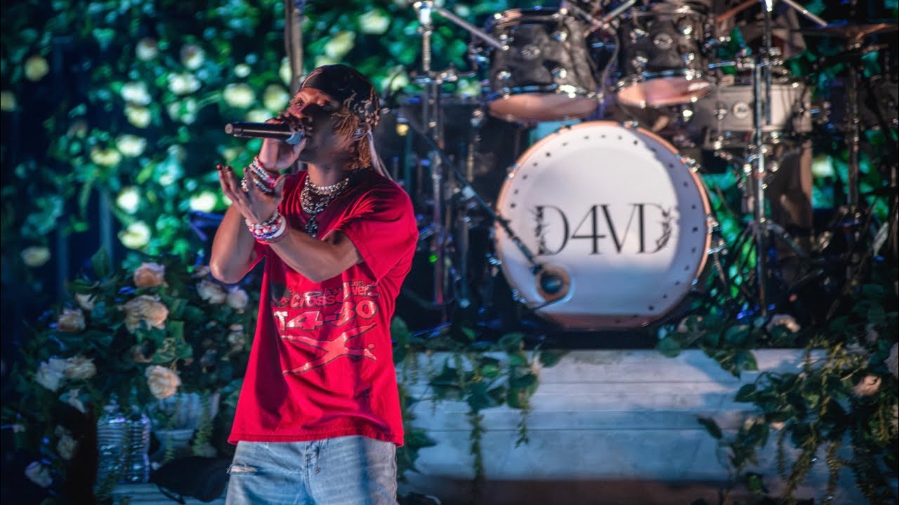 D4VD - WE DONT HAVE TO DIE TO REACH GOD