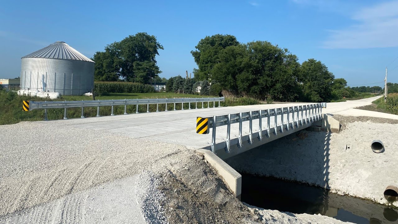 Illinois Installs State’s First Steel PressBrake Tub Girder Bridge