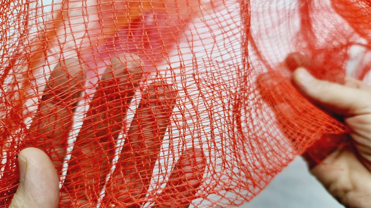 Творческие поделки: переработка мешочков из-под лука. Полезные, простые и недорогие идеи.