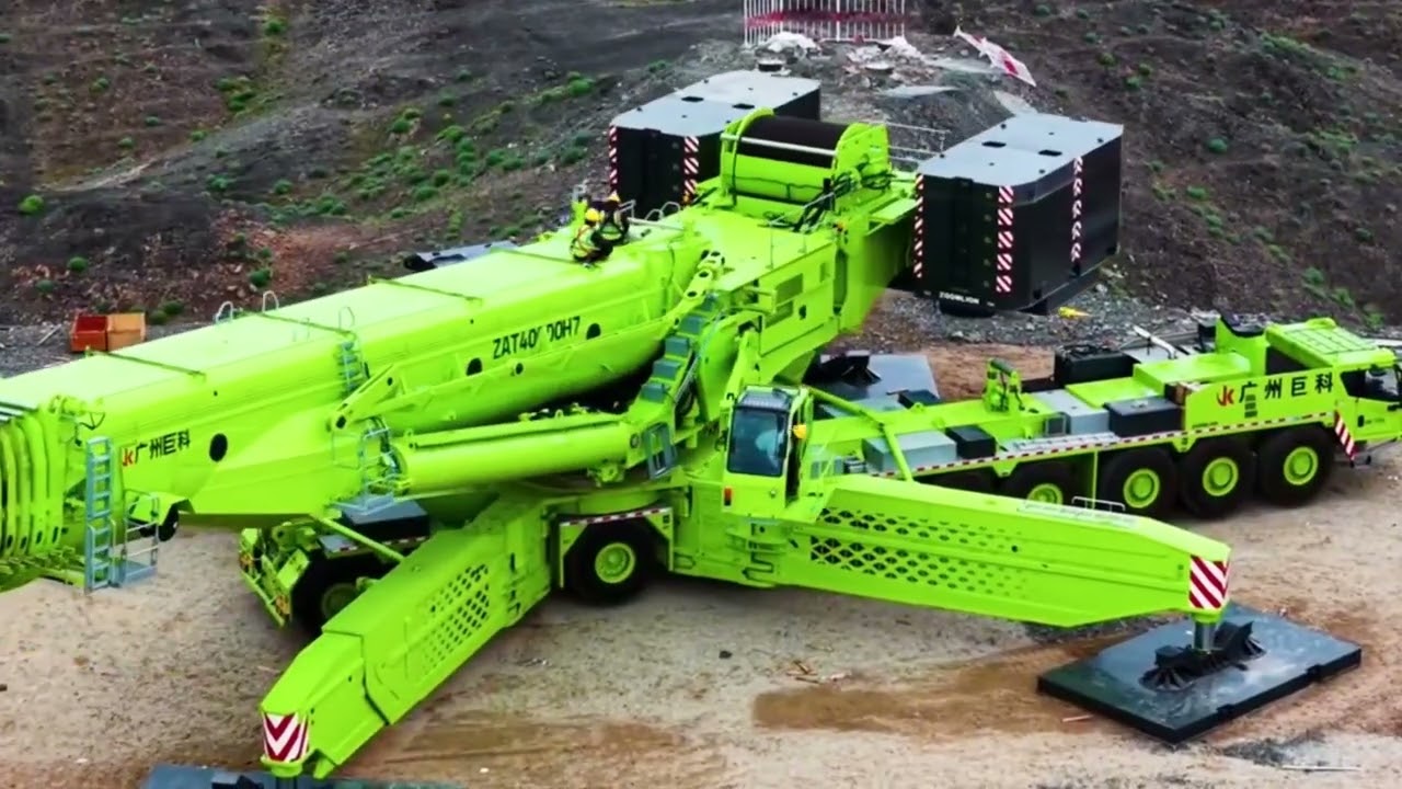 🚀Witness ZOOMLION's 4,000-ton giant crane in action! - YouTube