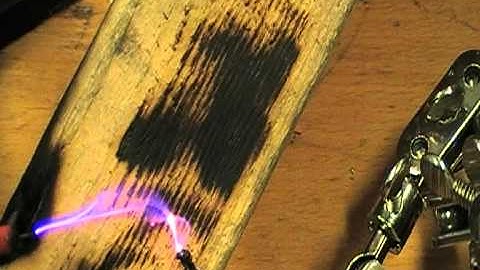 8 bit microcontroller plasma speaker