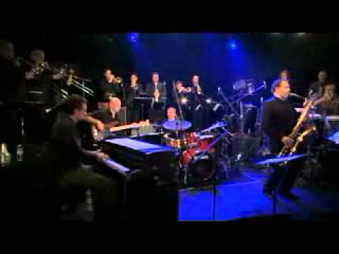 Frdric Couderc, Baritone Sax - "Sous Les Toits" (P...