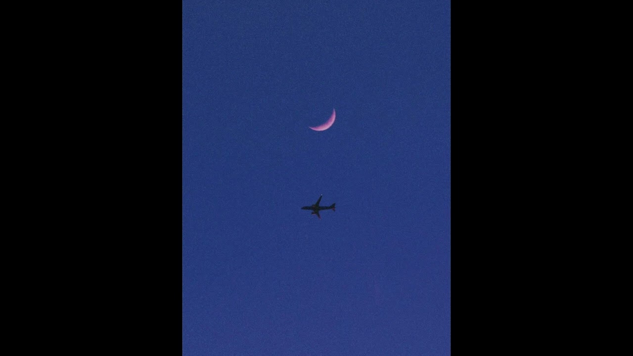 Tonton Fading (Official Music Video) di YouTube Tonton Fading (Official Music Video) di YouTube