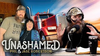 Miss Kay Cries Her Eyes Out Thanks to Jase & Jase Nearly Gets Squished by a Big Rig | Ep 808