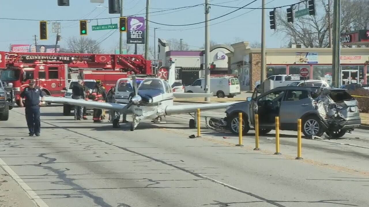 ‘Tell my wife ... I love her’: Pilot feared he wouldn’t survive emergency landing on road | WSB-TV
