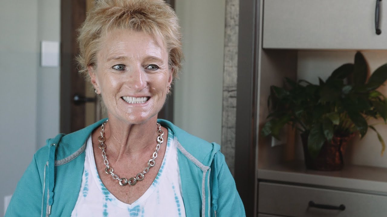 Tracy J. on Dr. Porter giving her the confidence to smile Synergy