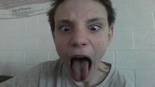 hey guys this is probly the best video ive ever posted in my apinon my fult for the spelling