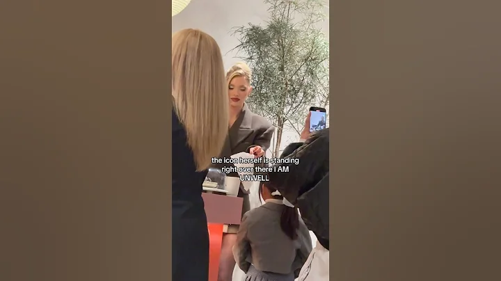 I went shopping with one of my heroes growing up Elsa Hosk✨ #shorts #vlog