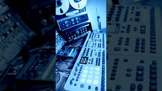 DubTechno #elektron #analogfour #analogrytm #dawless #dubtechno #spacecho