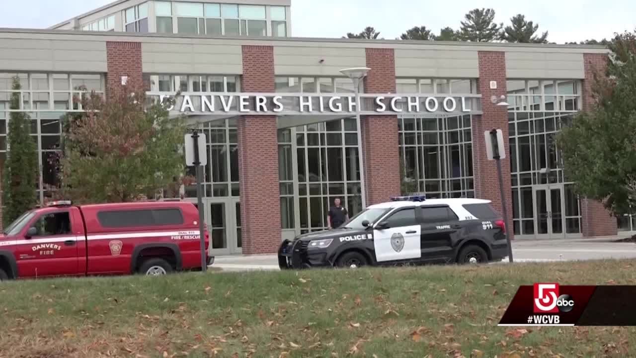 Fire in high school bathroom under investigation - YouTube