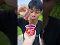 chuyện cười từ cây kem merino ớt siêu cay cho món kẹo mút của em gai bất ngờ trongchiếc cốc?#shorts