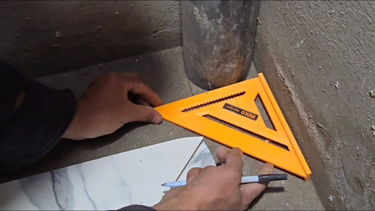 Это место не для профессионалов!! Резка канализационных труб