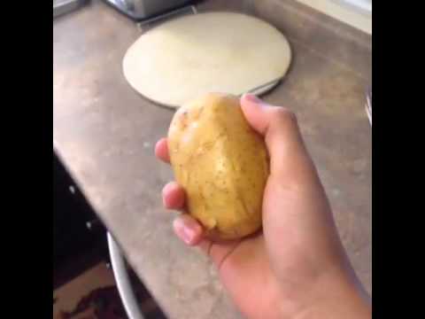 Cooking Vis Zee Famous Winston. Make some Mash Potato. - YouTube