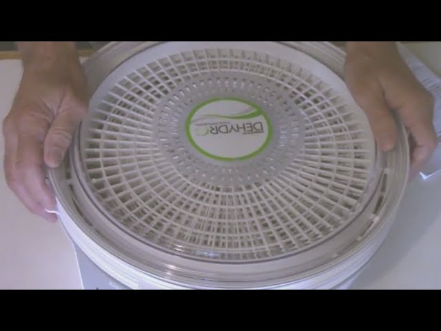 Add-on Nesting Dehydrator Trays - Dehydrators - Presto®