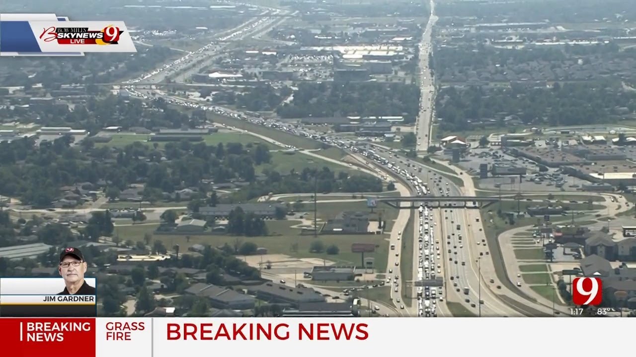 Stalled Out Semitruck Causes Heavy Delays On Interstate 35 Northbound ...