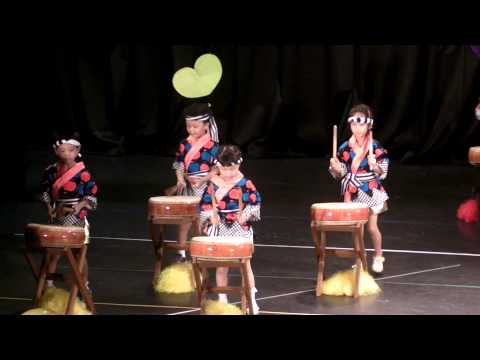 晨光幼兒園-全校(104.07.17)第35屆才藝表演【楓樹 響徹雲霄太鼓】近06