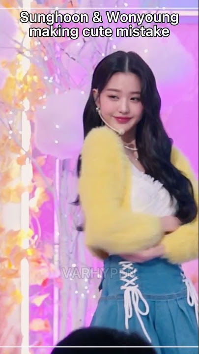 Sunghoon & Wonyoung make a cute mistake on stage