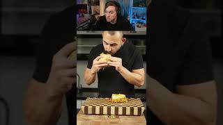 RRaenee Tavuklu sandviç yapımını izliyor!  #food #shorts