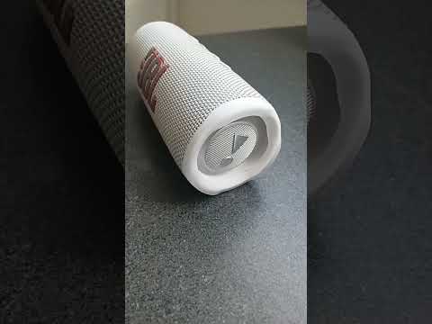 bass test JBL flip 6