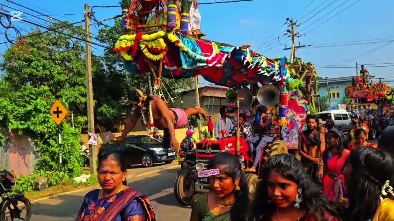 வாள் காவடிகளுடன் பல கிலோமீற்றர் தூரம் சுற்றி வந்த அற்புதத் தேர் 