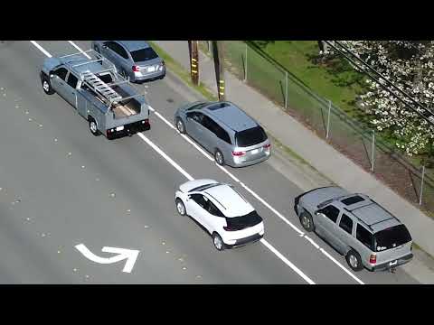 Rincon Valley Middle School, Santa Rosa, Ca. Parents creating safety hazards and traffic nightmare!