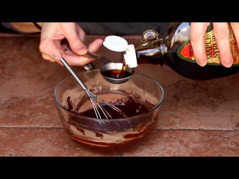 Video Recipe: Easy Chocolate Frosting