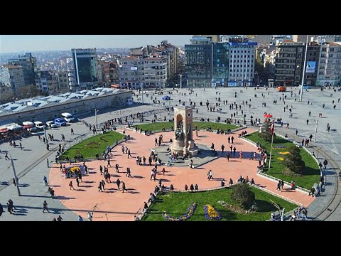 タクスィム広場 / タクシム広場 ( Taksim Square ) イスタンブール　トルコ
