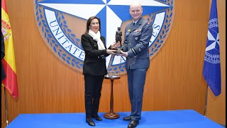 The NATO Defense College receives the 