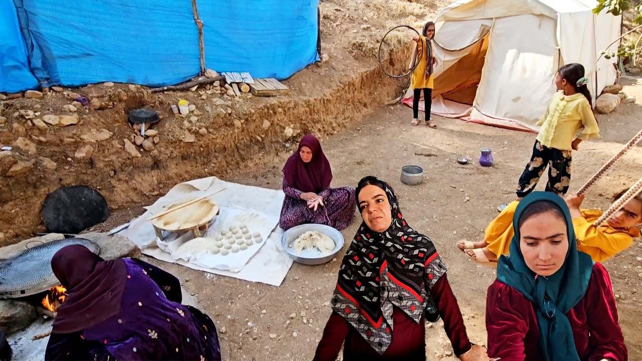 Jungle and Hot Bread: A Happy Day with Taban and Zeinab! 🌲🍞✨