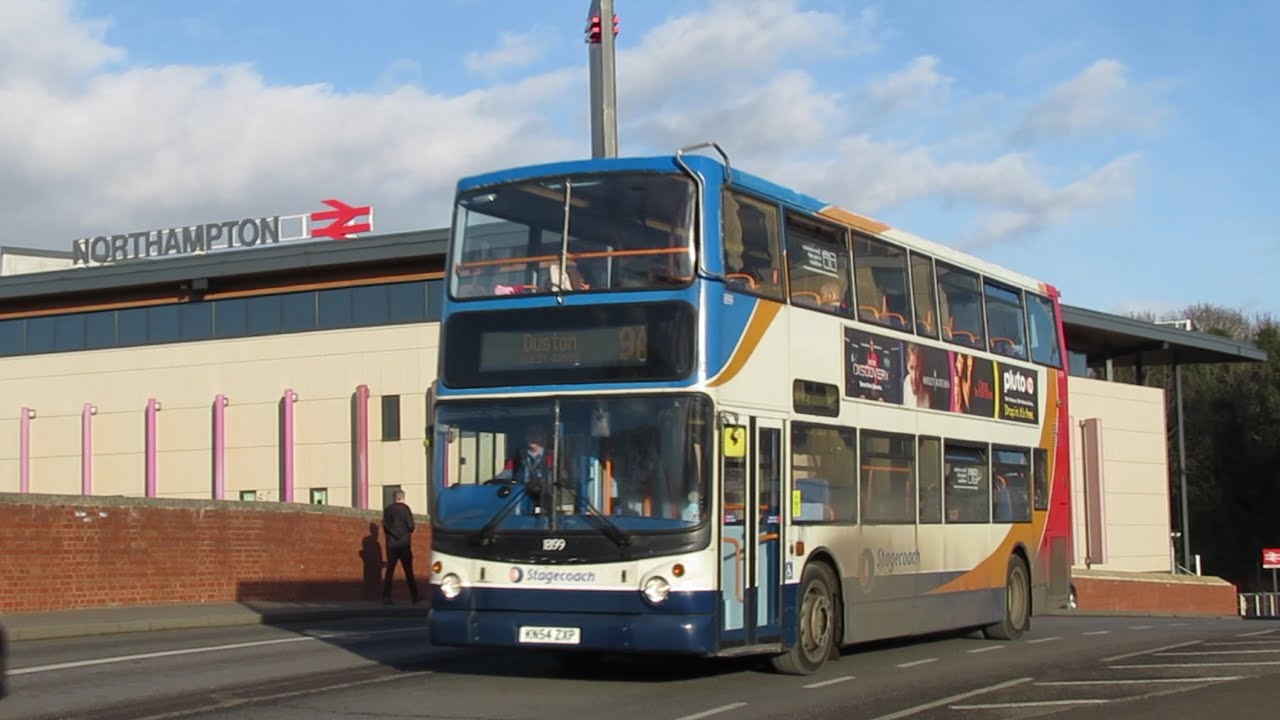 Buses & Trains at Northampton Station | Winter 2022