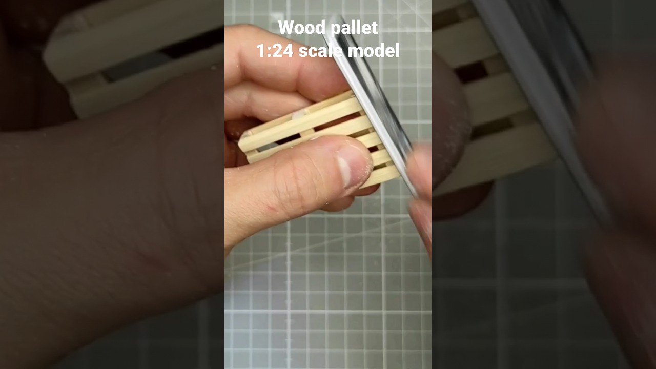Wood pallet 