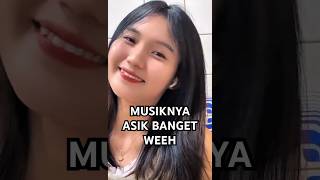 Download Lagu Terlalu keasikan 🤣 #cover #music #fypage #funny #fyp #pov #putriiklan #nyanyi #pop MP3