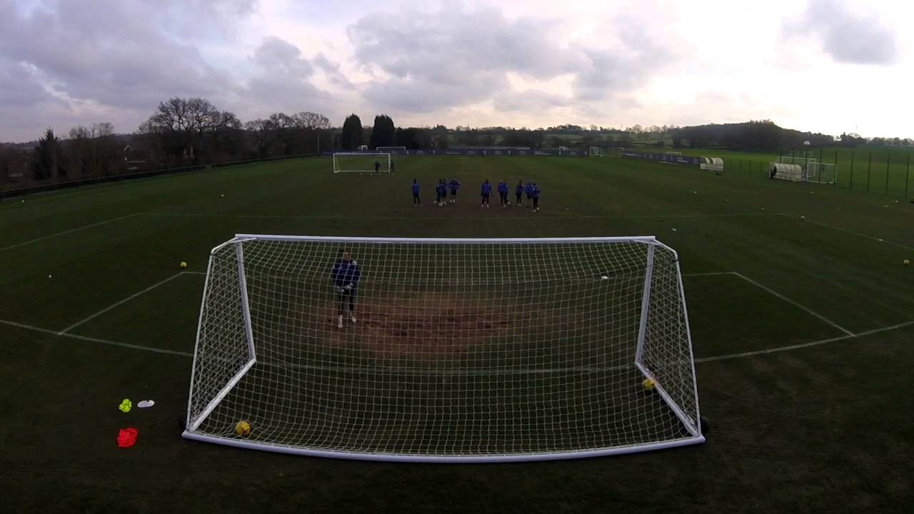 GOOAAAALLLLS | Blues shooting practice football score