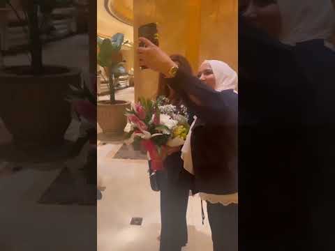 وصول نجوى كرم إلى الامارات لاحياء حفلها ب ٥ ٦ نجوى كرم