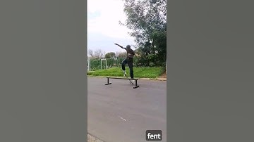 FS BOARDSLIDE... 1 or 2? |#skateboarding #skateclips #fsboardslide #boardslide #railtricks #skate