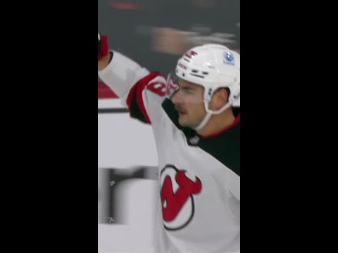 Timo Meier with a Short Goal vs. Philadelphia Flyers