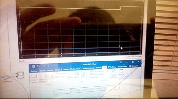 Diagrame de bloques en SIMULINK representando un circuito RLC