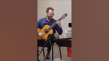 HADJIDAKIS ON THREE GUITARS