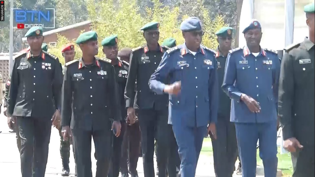 REBA UKO CDS Gen.MUBARAKA MUGANGA N'ABASIRIKARE BAKURU BAGEZE I GAKO