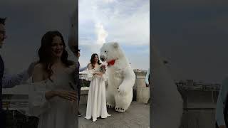 Лайфхак как увести невесту у жениха Поздравление от белого медведя #белыймедведь #shorts