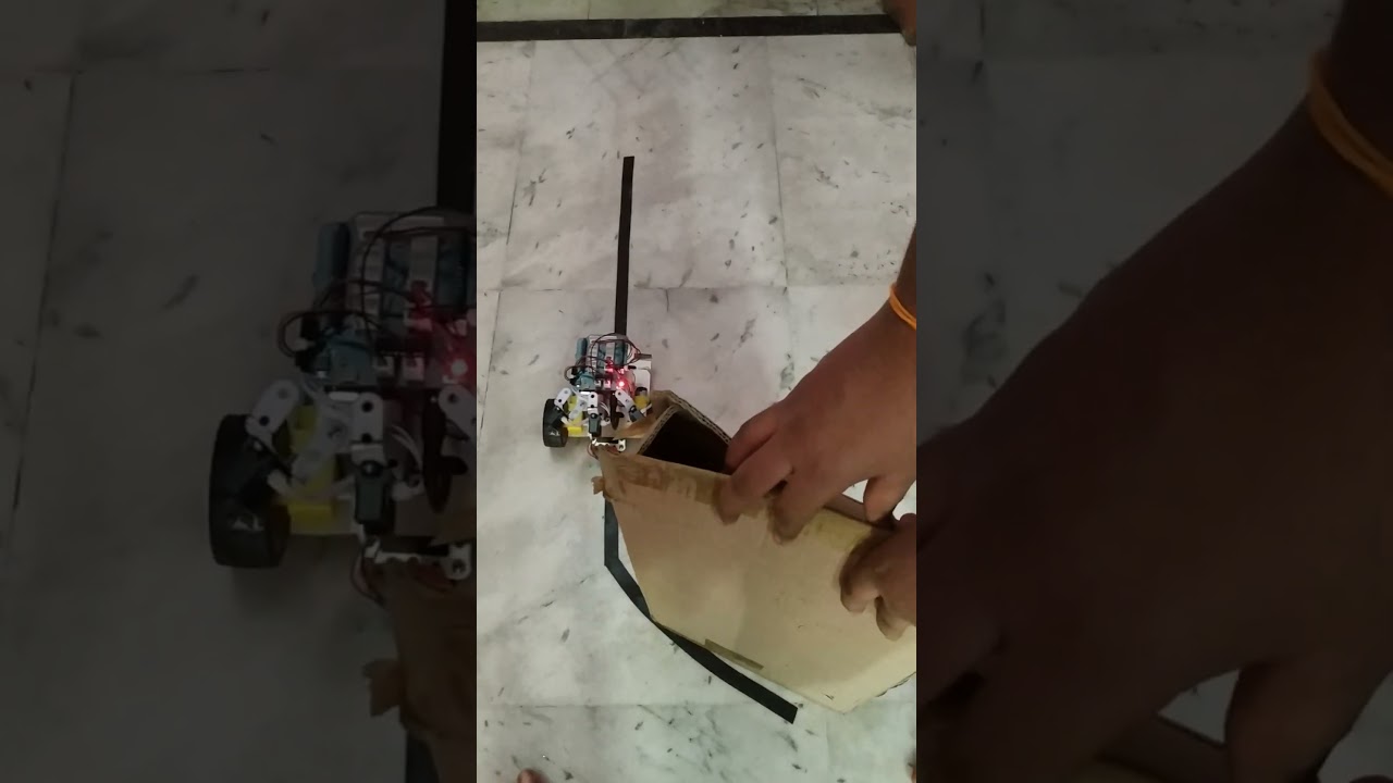 Obstacle Avoiding Line Follower | SPARC 2019 Regionals | SP Robotic Works