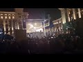 Лидерите на ПП-ДБ пеят протестни песни с демонстрантите