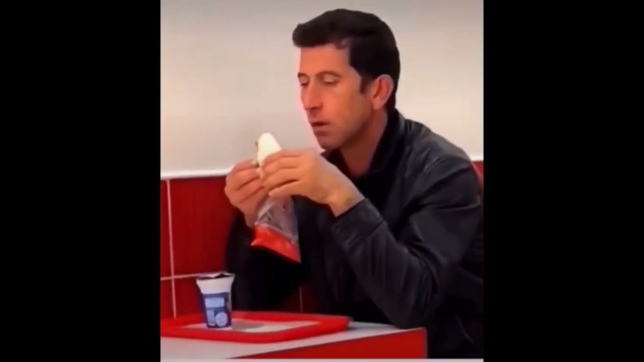 Lewandowski After Moving To Barcelona😂 