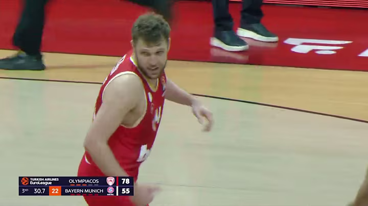 🏀Σάσα ΠΟΣΑ ΘΕΣ ΝΑ ΜΑΣ ΤΡΕΛΑΝΕΙΣ; 45 πόντοι με 18/20 σουτ για τον Βεζένκοφ κόντρα στη Μπάγερν!